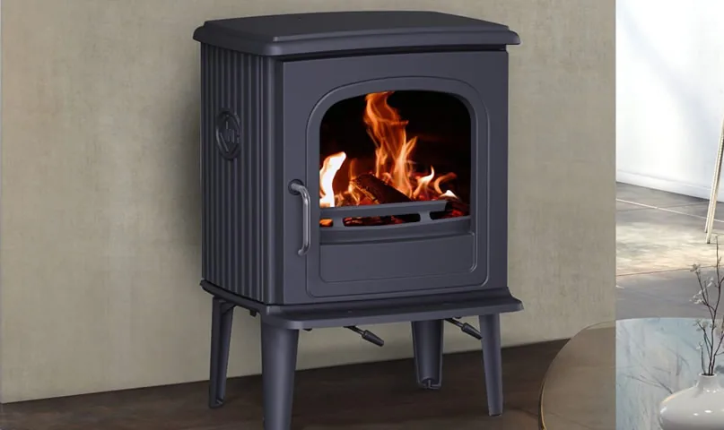 Fonte Flamme - 55 CB 1 Poêle à bois Z Fonte Flamme 55 Cb installé par GM Confort à Salon-de-Provence (Bouches-du-Rhône)
