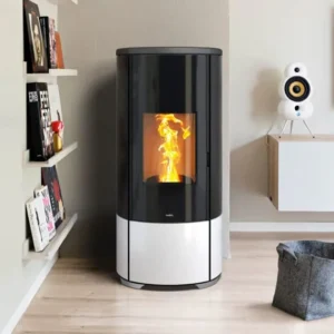 Poêle à granulés Nobis A08 V Round installé par GM Confort à Salon-de-Provence (Bouches-du-Rhône)