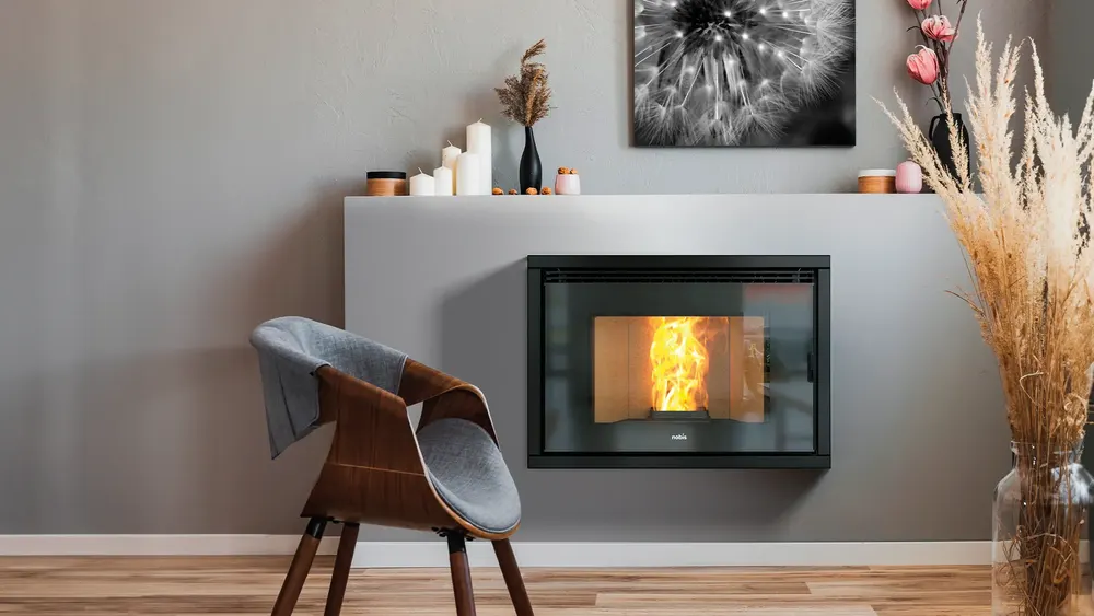 Insert à granulés Nobis B10 V Ulisse installé par GM Confort à Salon-de-Provence (Bouches-du-Rhône)